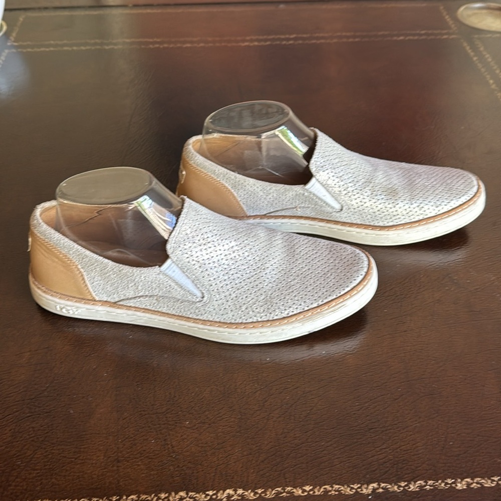 Ugg Adley Silver Slip On Sneaker - Picture 5 of 9